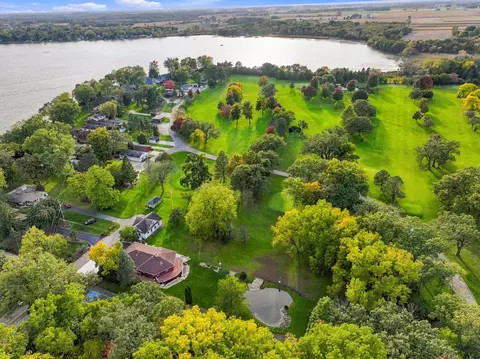 24026 Oakwood, Dover, WI 53139