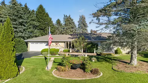 4303 E Parke Rdg, Sheboygan, WI 53083