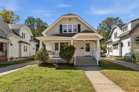 3631 N Morris, Shorewood, WI 53211