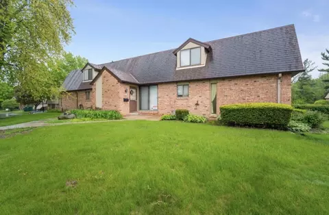 7233 W Wabash, Milwaukee, WI 53223