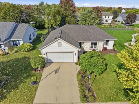 3909 Stillwater, Waukesha, WI 53189
