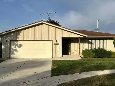 3736 N 12, Sheboygan, WI 53083