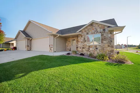 300 Clover, Lomira, WI 53048