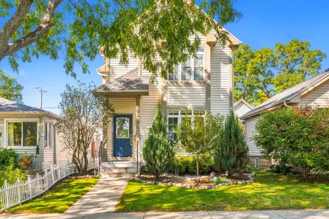 1850 E Fernwood, Milwaukee, WI 53207