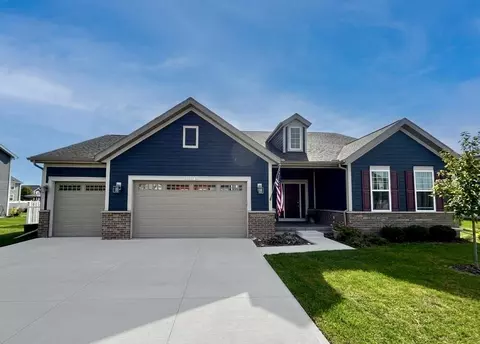 w242n5658 Peppertree, Sussex, WI 53089