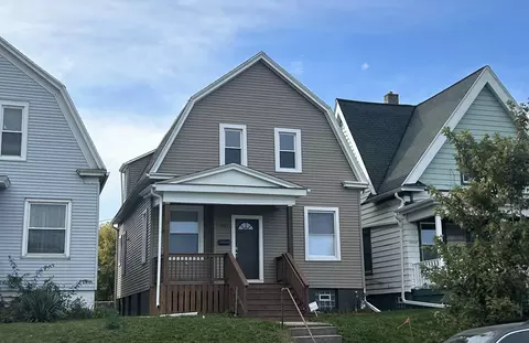 3343 N 8th, Milwaukee, WI 53206