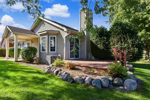 5152 S Hidden, Greenfield, WI 53221