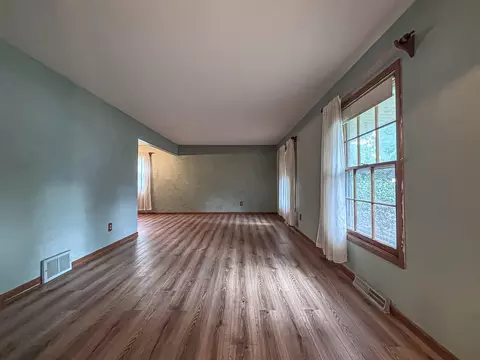 Living - 2214 Avalon, Waukesha, WI 53186 photo 2 of 6