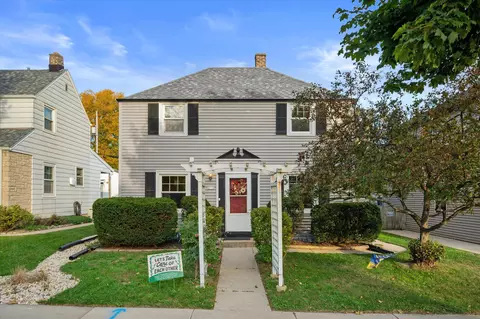 4518 S Howell, Milwaukee, WI 53207