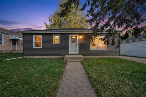 1438 Florence, Racine, WI 53402