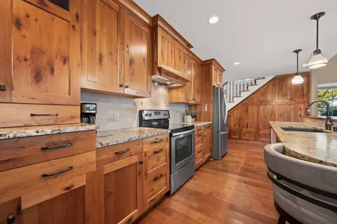832 N Douglas, Summit, WI 53066 photo 16