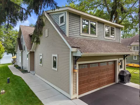 832 N Douglas, Summit, WI 53066 photo 58