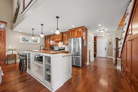 832 N Douglas, Summit, WI 53066 photo 14