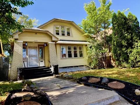 3939 N 26th, Milwaukee, WI 53206