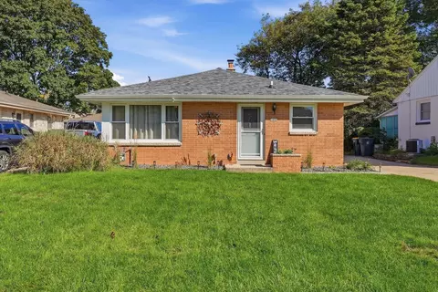 5446 S 113th, Hales Corners, WI 53130
