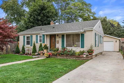 2213 Phillips, Racine, WI 53403