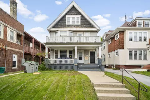 2911 N Maryland #2913, Milwaukee, WI 53211