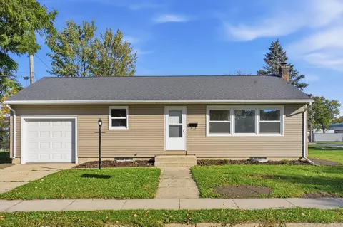 800 W Jefferson, Waupun, WI 53963