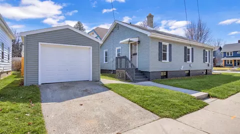 2325 N 8th, Sheboygan, WI 53083