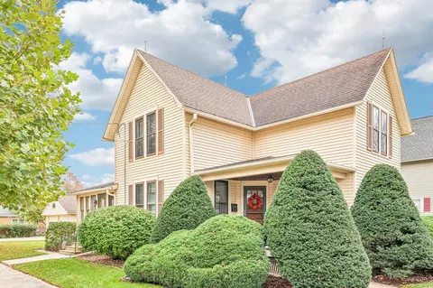 300 Edward, Burlington, WI 53105