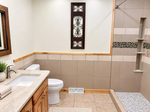 Bath - 1160 E Murray, Hubertus, WI 53033 photo 5 of 6