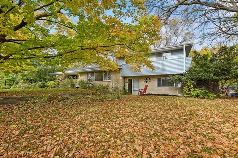 18310 Benington, Brookfield, WI 53045