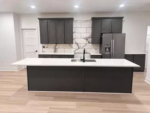 4254 S Whitnall, Milwaukee, WI 53207