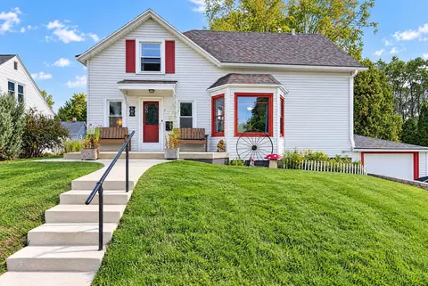 315 W Washington, Port Washington, WI 53074