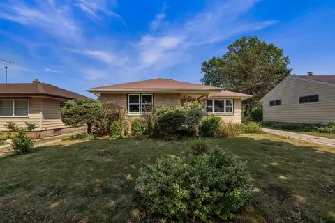 4126 N 80th, Milwaukee, WI 53222