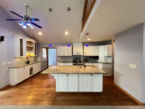 w1026 Ski Hill Drive, Spring Prairie, WI 53105