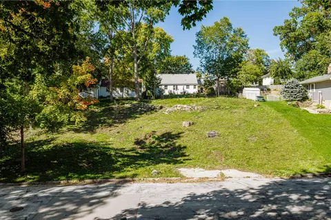 11732 W Martha, Wauwatosa, WI 53226