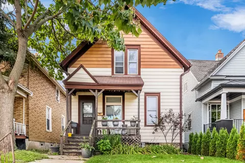 3767 S Pennsylvania, Saint Francis, WI 53235