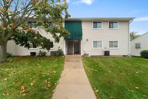 1849 Parknoll, Port Washington, WI 53074