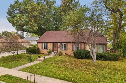 1221 Jefferson, Racine, WI 53404