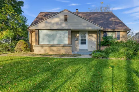 3911 N 77th, Milwaukee, WI 53222