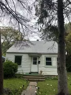 3502 W Glendale, Milwaukee, WI 53209
