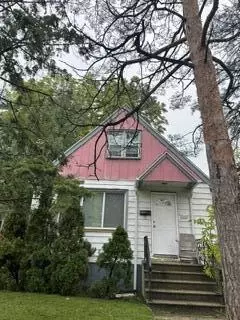 2225 W Hampton, Milwaukee, WI 53209