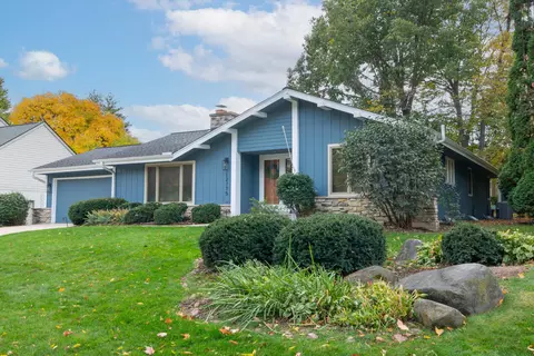 12775 W Scarborough, New Berlin, WI 53151