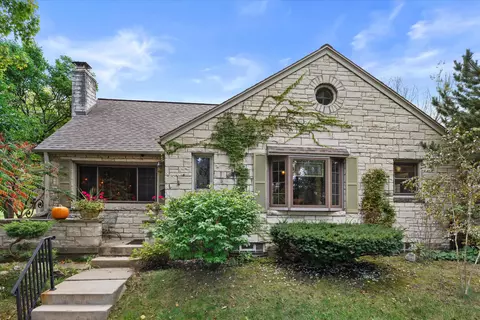 5700 W Rita, West Allis, WI 53219