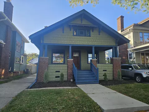 732 Blaine, Racine, WI 53405
