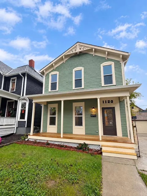 1120 College, Racine, WI 53403