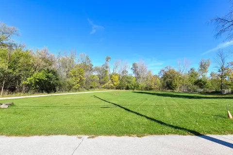 Lt0 W Cold Spring, Greenfield, WI 53228