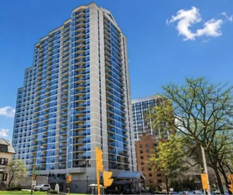1660 N Prospect #1901, Milwaukee, WI 53202