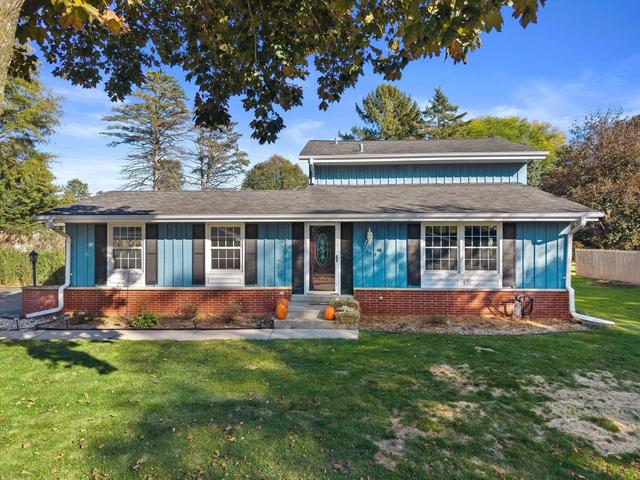 1605 Dixie, Waukesha, WI 53189