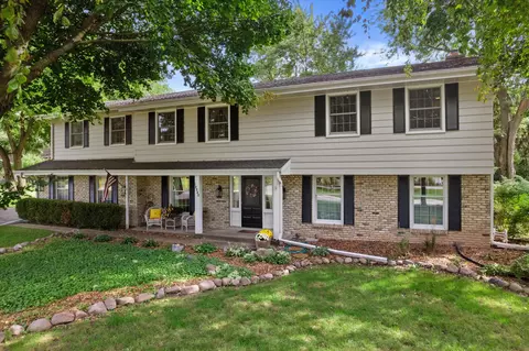 18045 Lamplighter, Brookfield, WI 53045