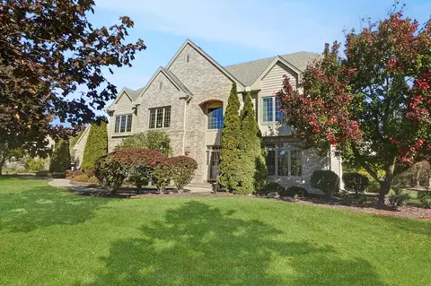 19270 Glacier, Brookfield, WI 53045