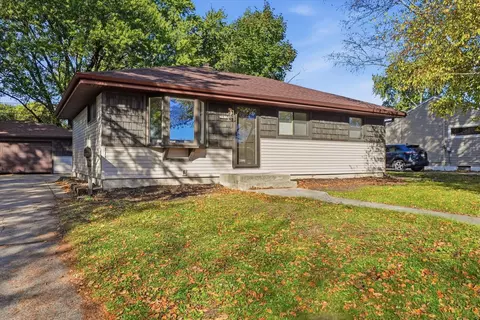 745 10th, Grafton, WI 53024