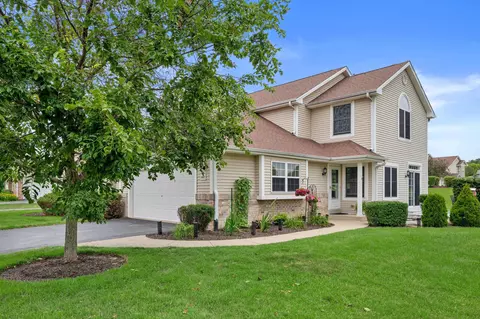 10007 66th #9, Pleasant Prairie, WI 53158