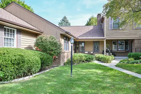 12583 N Woodberry, Mequon, WI 53092
