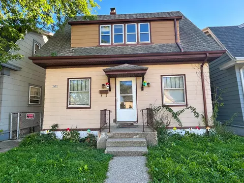 3631 W Greenfield, Milwaukee, WI 53215